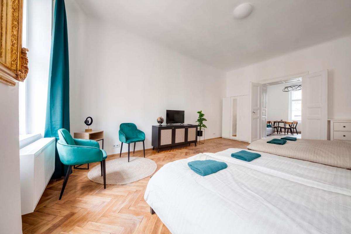 Image 5 of City center premium apartment