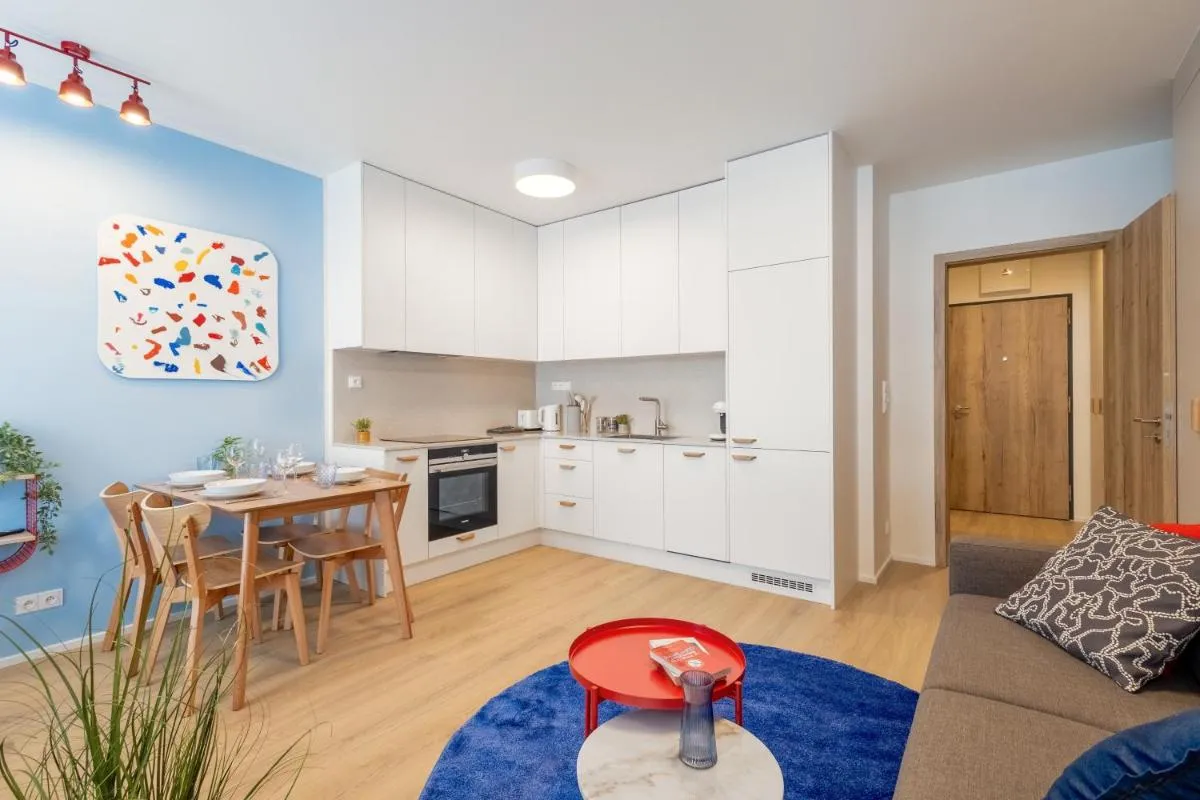 Colorful Apartment – Balcony, Free Parking, by Gravity Prague - 3