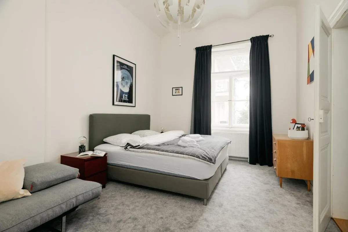 Comfortable and cosy apt a few steps from Dancing House and Naplavka Dance - 3