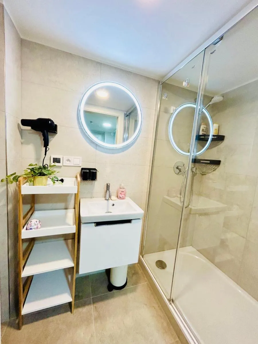 Cozy Design Homestay with terrace - 3