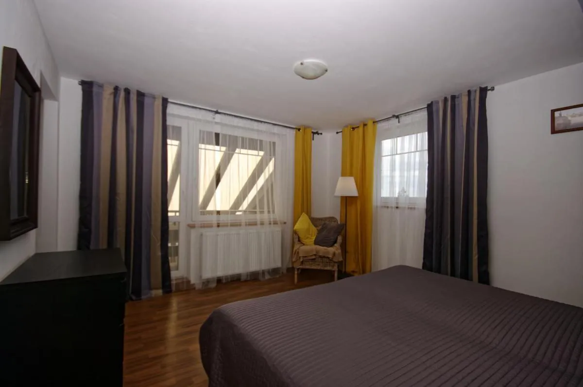 Cozy Gardens Apartments in Prague - 2