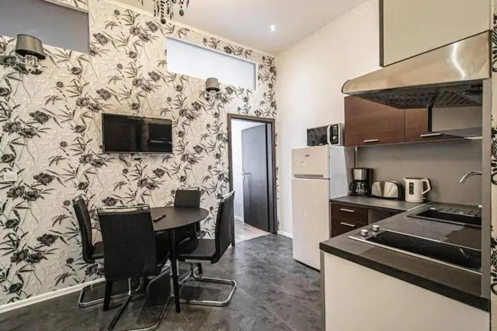 Cozy Homestay at Prague Main Station - 3