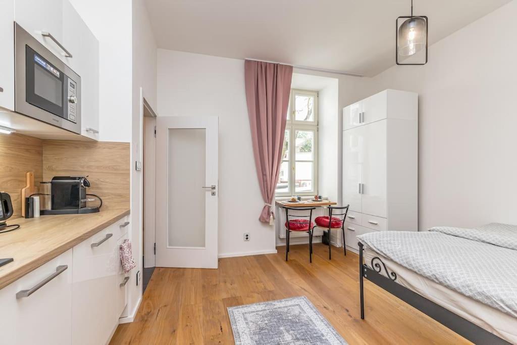 Image of Cozy quiet new apartment in Karlin square