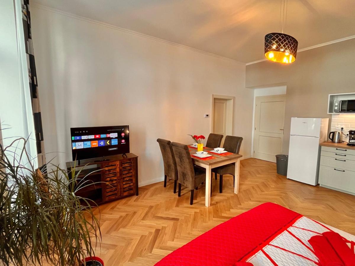 Image 3 of Cute Apartment Zborovska