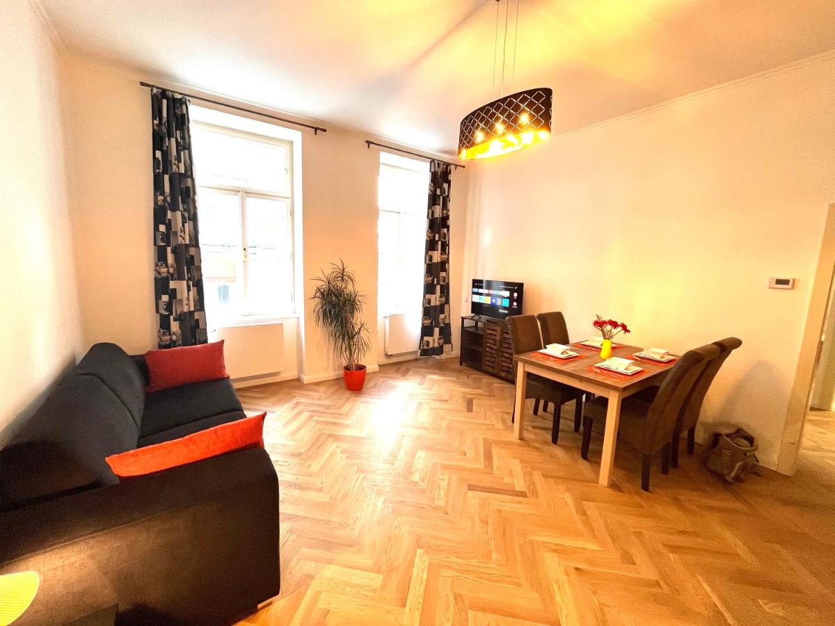 Image 4 of Cute Apartment Zborovska