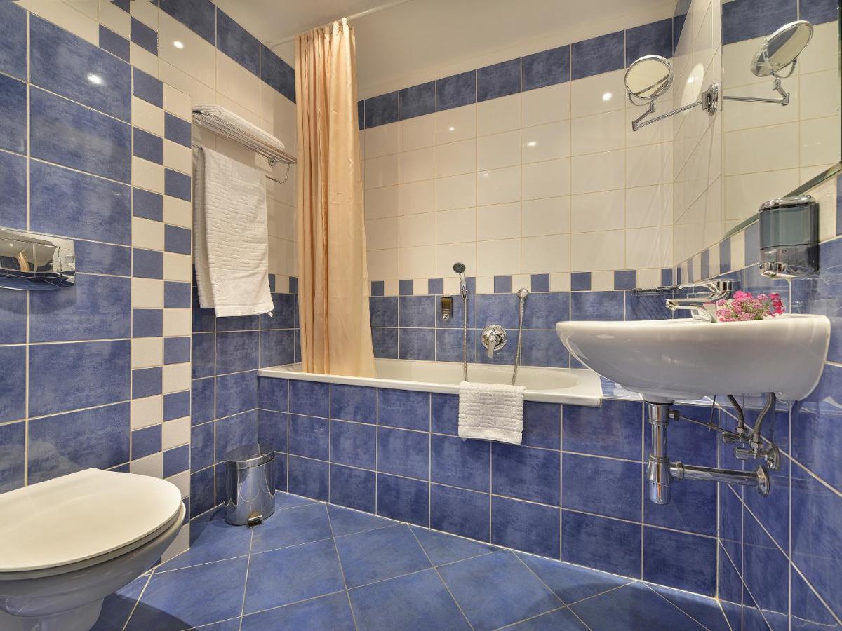 Image 2 of EA Hotel Jeleni Dvur Prague Castle