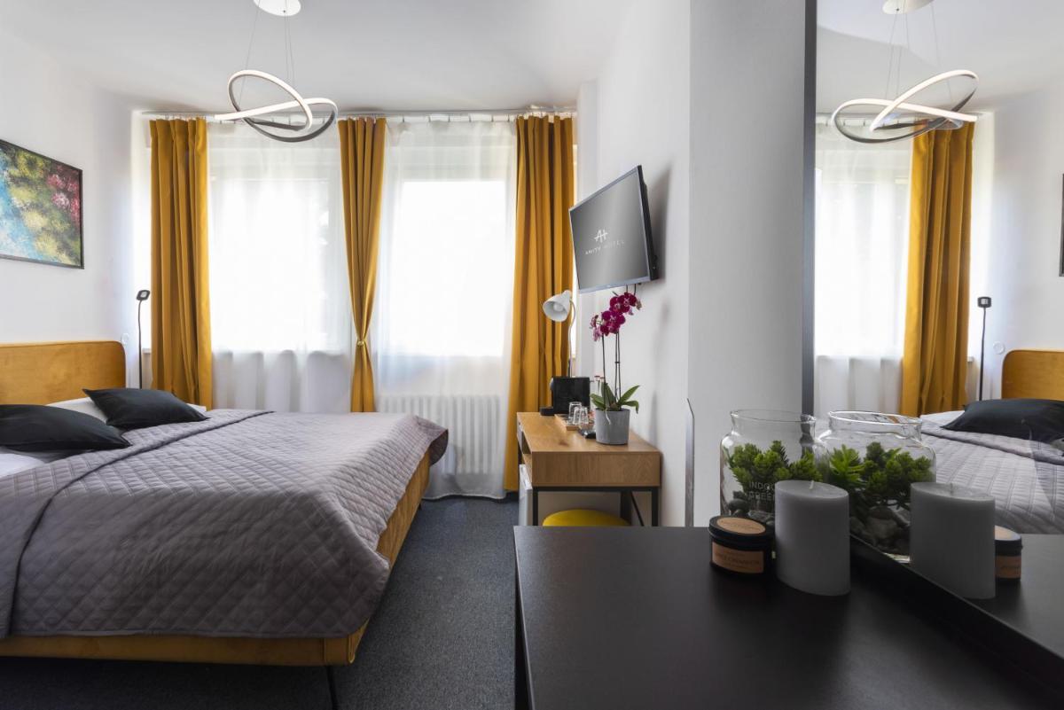 Image 1 of Hotel AMITY