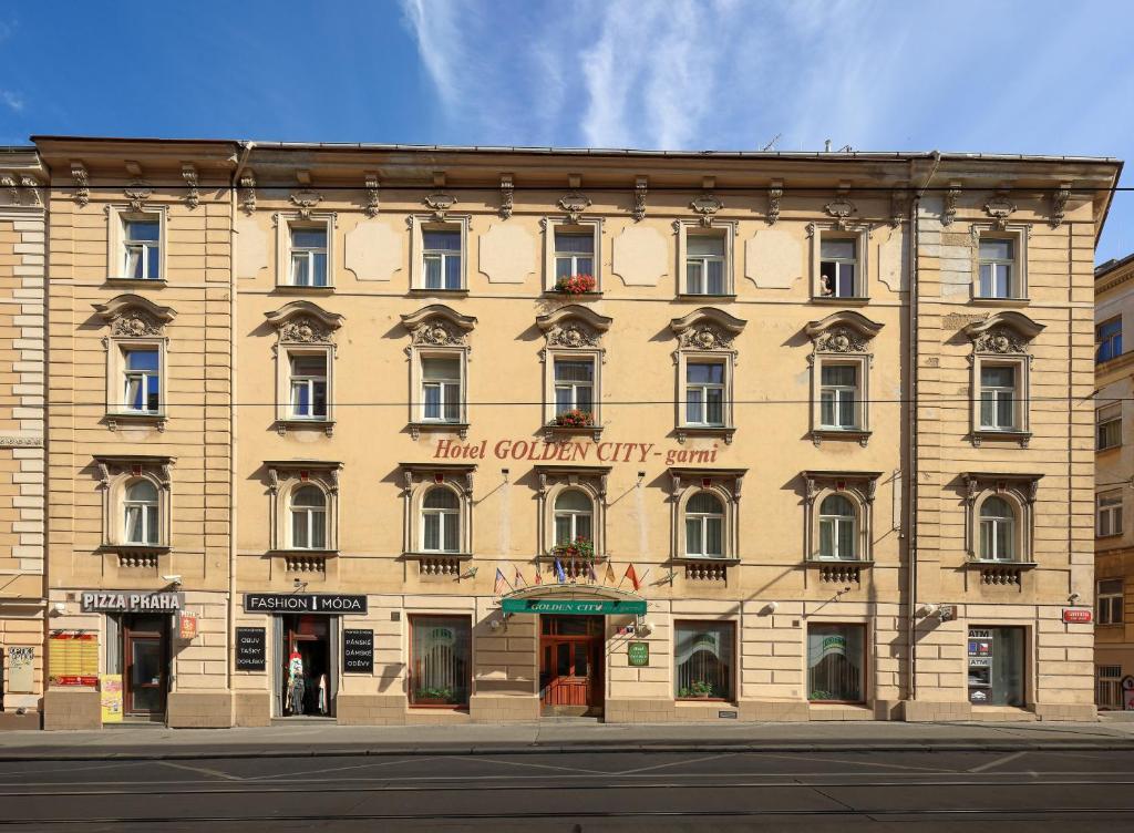 Image of Hotel Golden City Garni