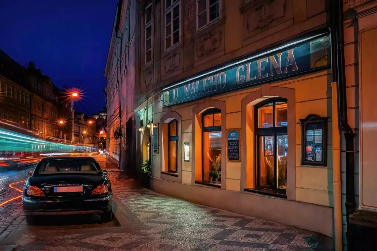 Karmelitska 1 luxury 1 bedroom - 2