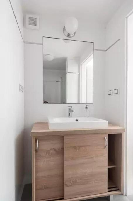 Image 4 of LOVELY Prague Apartment