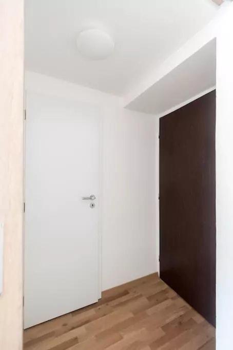Image 5 of LOVELY Prague Apartment