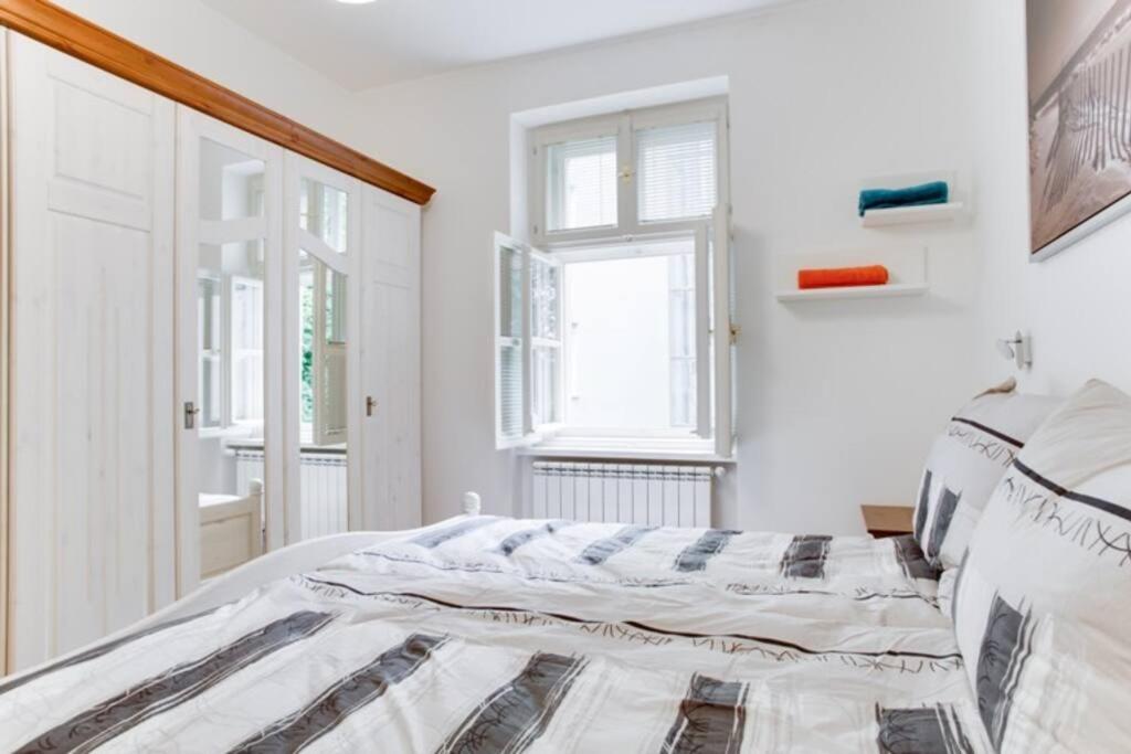 Image 1 of Luxury & Quiet charming 2bds near river – Nek2nd