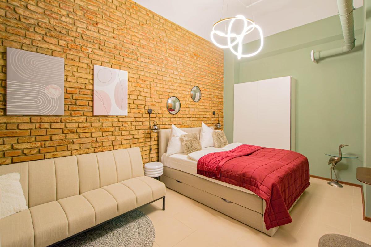 Image 2 of Magnificent Apartment with Sauna and Billiards