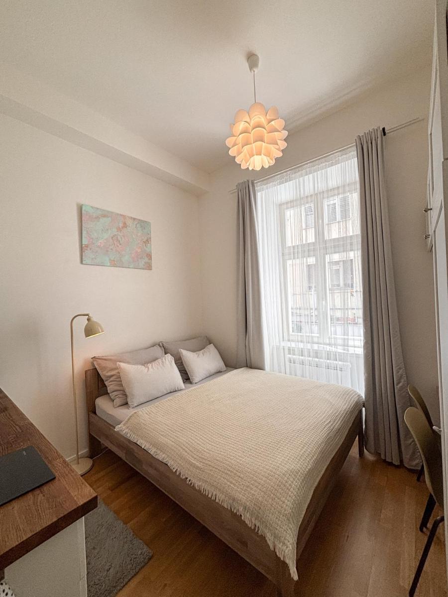 Image 3 of Museum Park Apartment