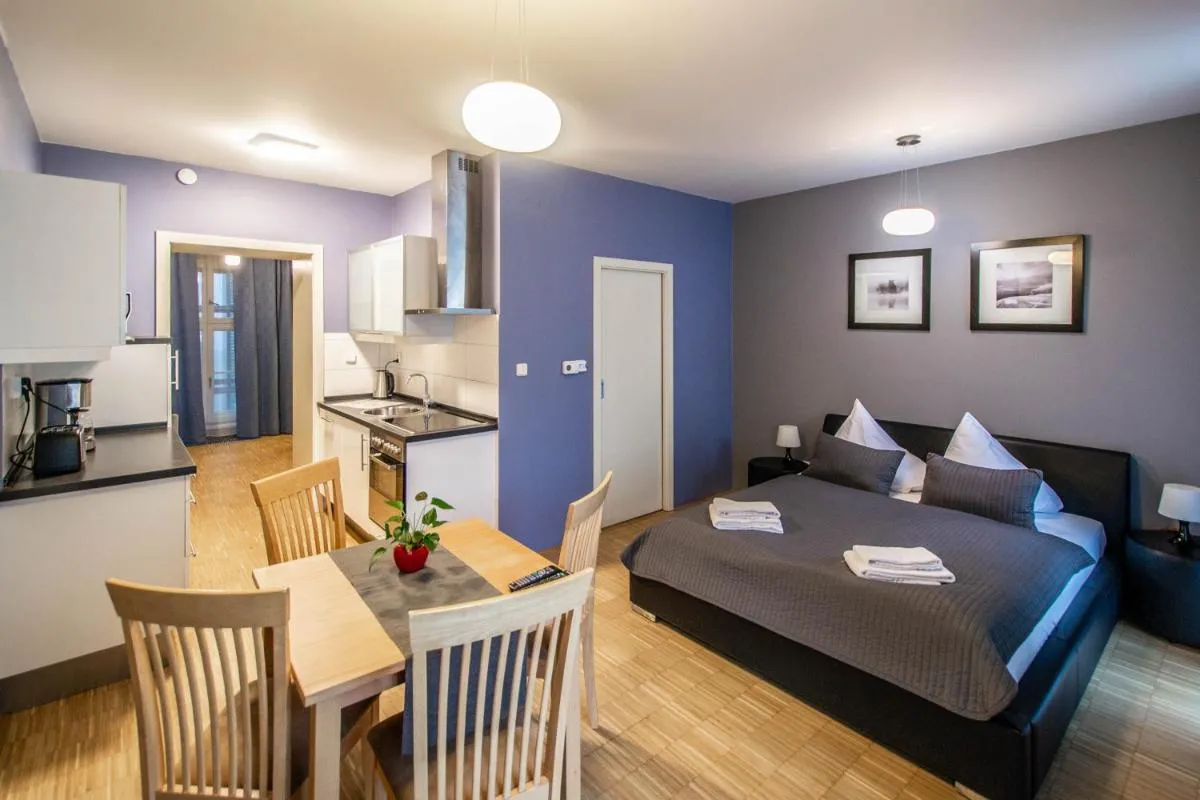 National Museum Apartment by Ruterra - 2