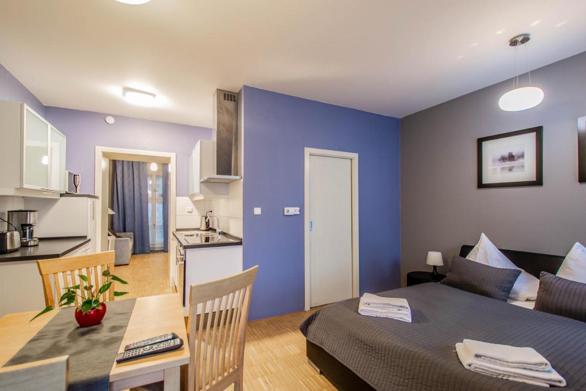 Image 2 of National Museum Apartment by Ruterra