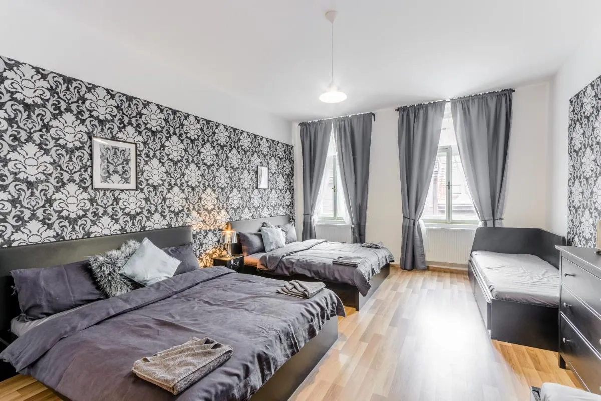 Old Strand Spirit - 2