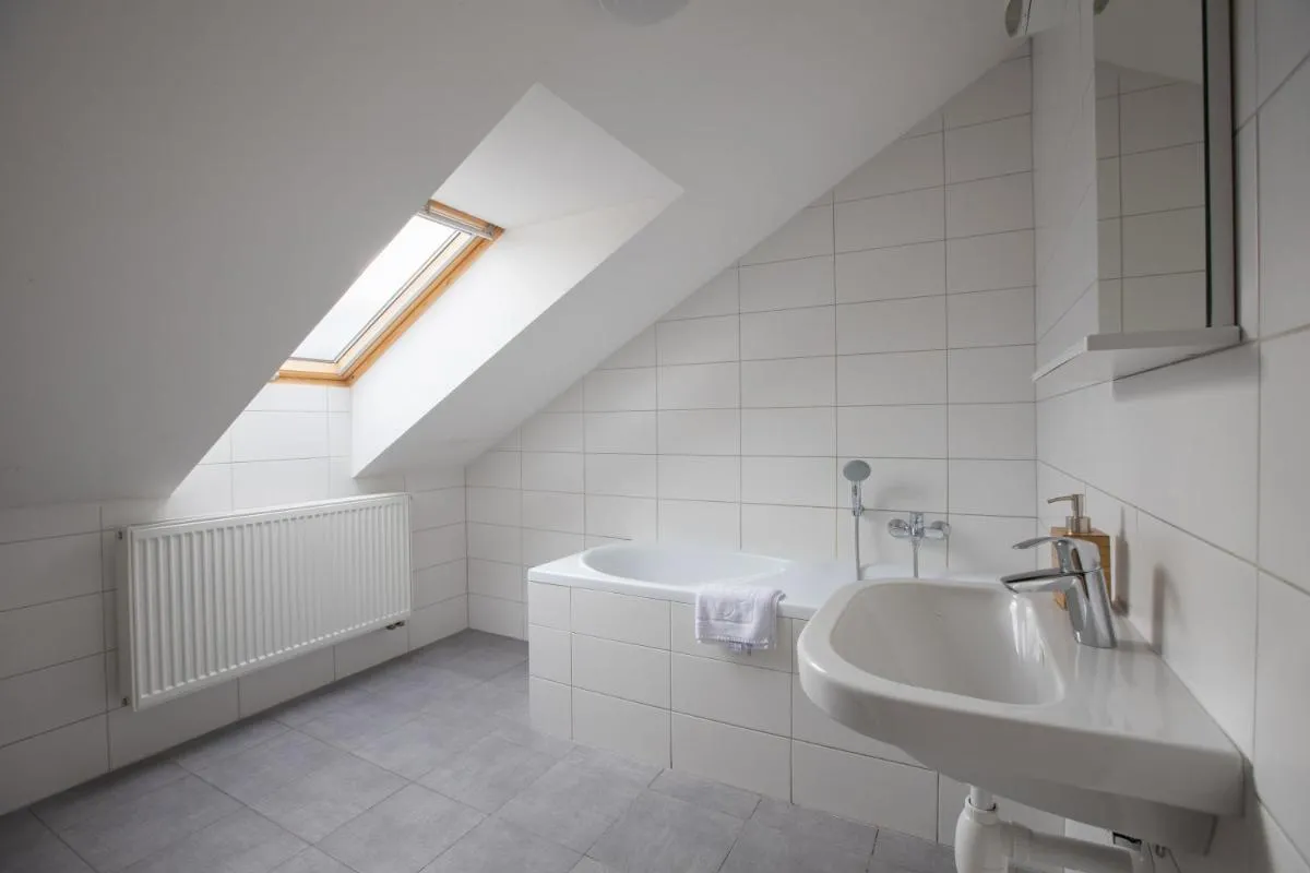 Old Strand Spirit - 3