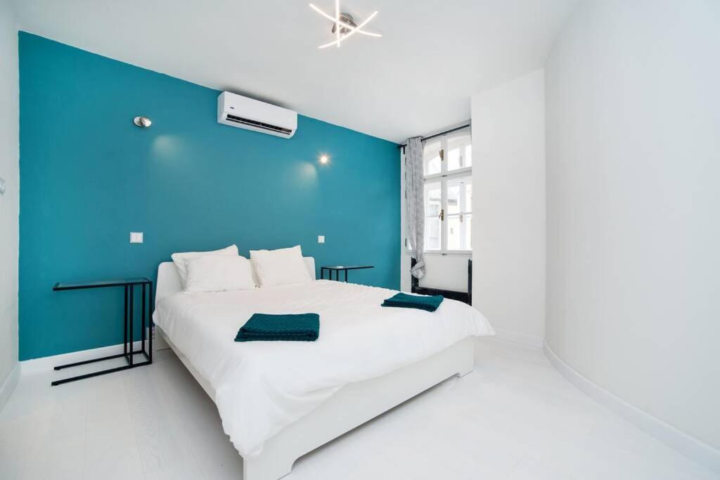 Image of Old Town 1 Bedroom Oasis with AC and Double Shower
