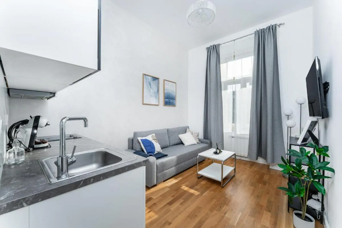 One Bedroom Washington Apartment by Rentero - 3