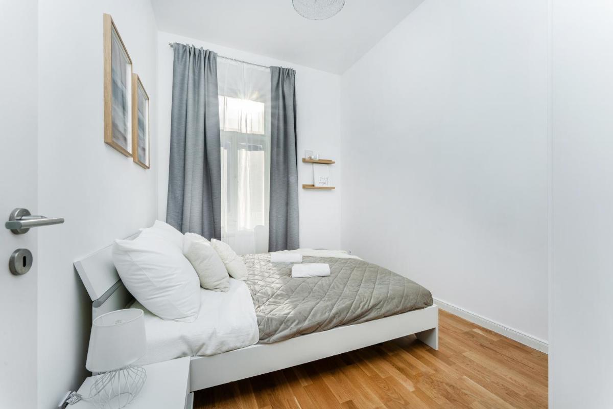 Image 6 of One Bedroom Washington Apartment by Rentero
