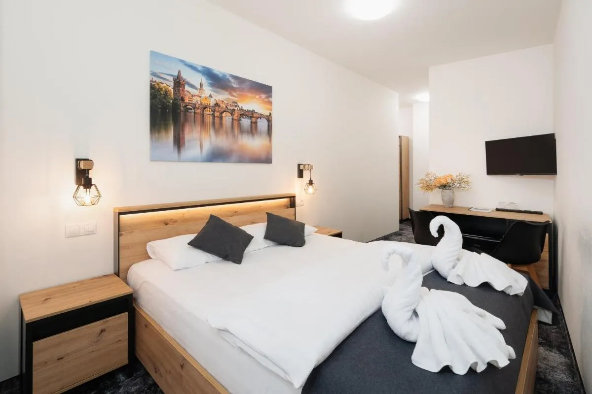 Prague Old Town Liliova Garden - 2