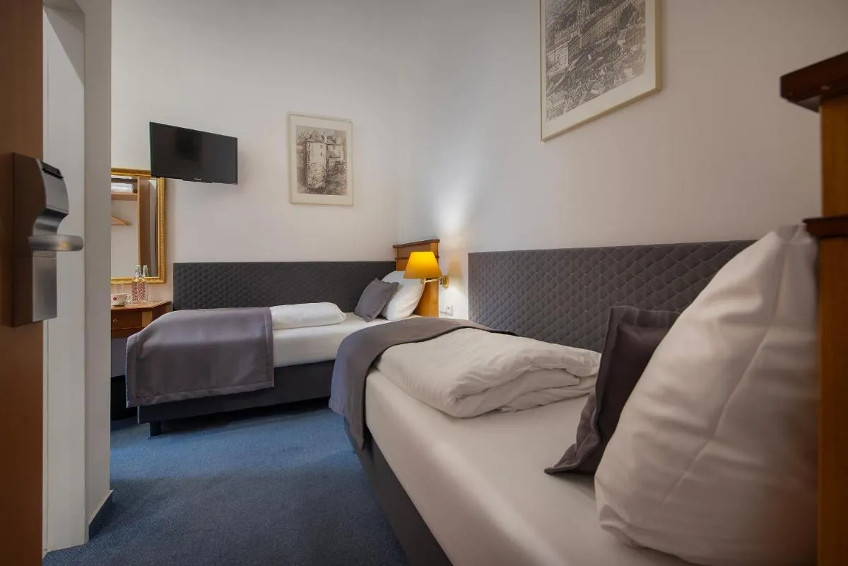 Prague Season Three Stars - 2