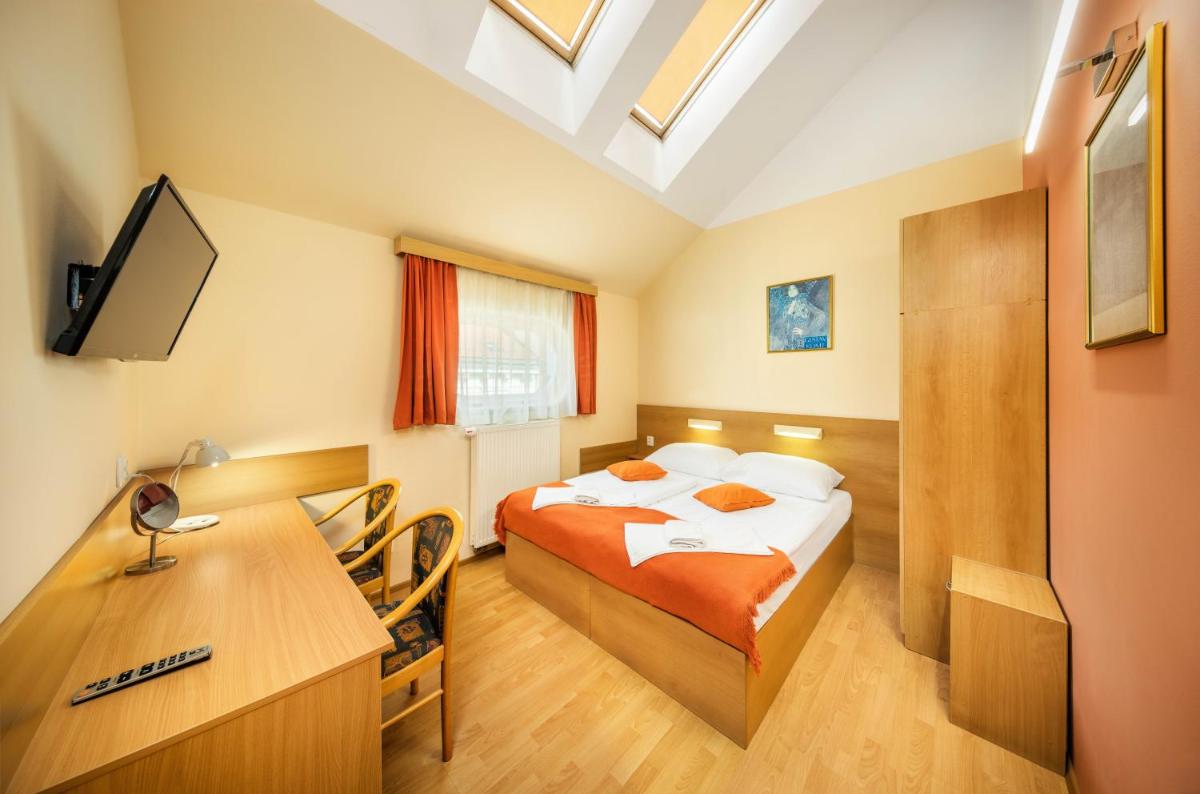 Image 2 of Residence Tabor