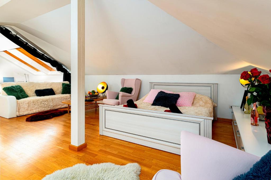 Image of River Deluxe Suite