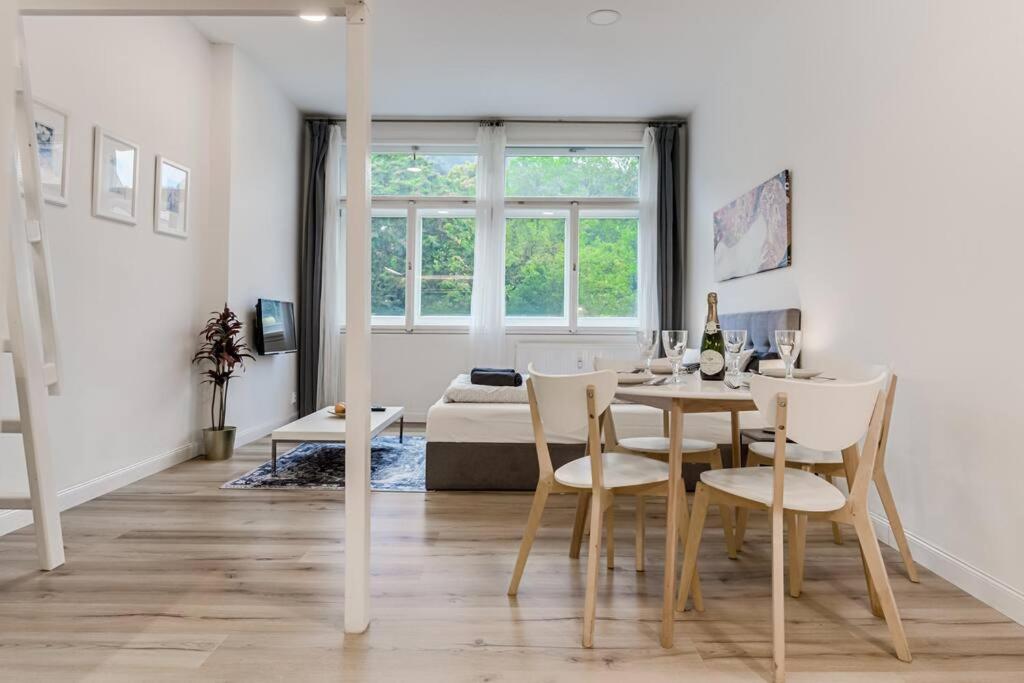 Image 3 of Studio Mala Strana – Prague historical center