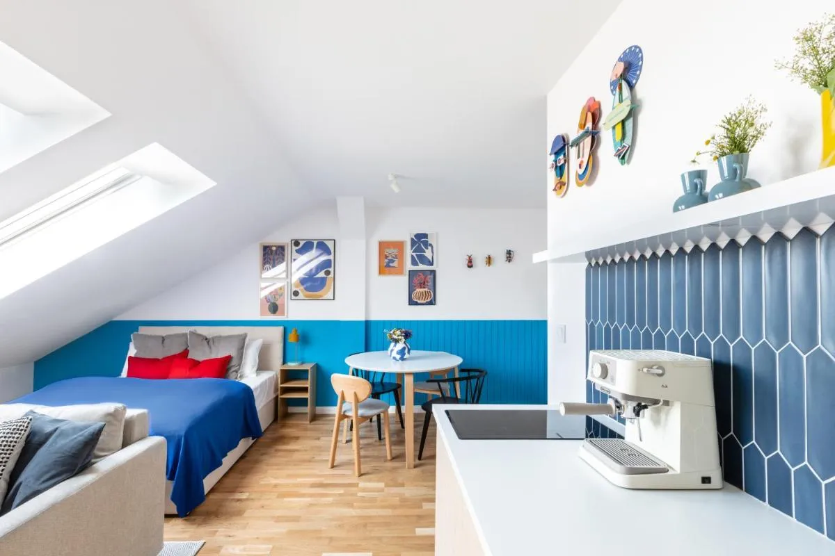 TurnKey I Charles Square Apartments - 2