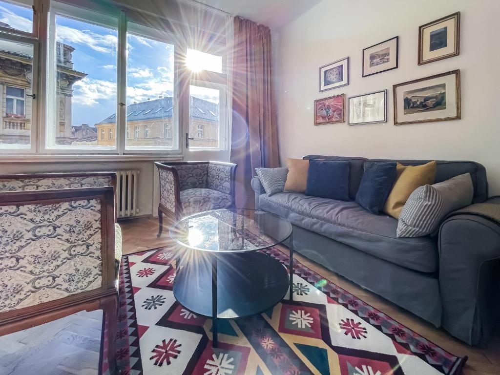 Image of TurnKey I Vintage Terrace Apartment