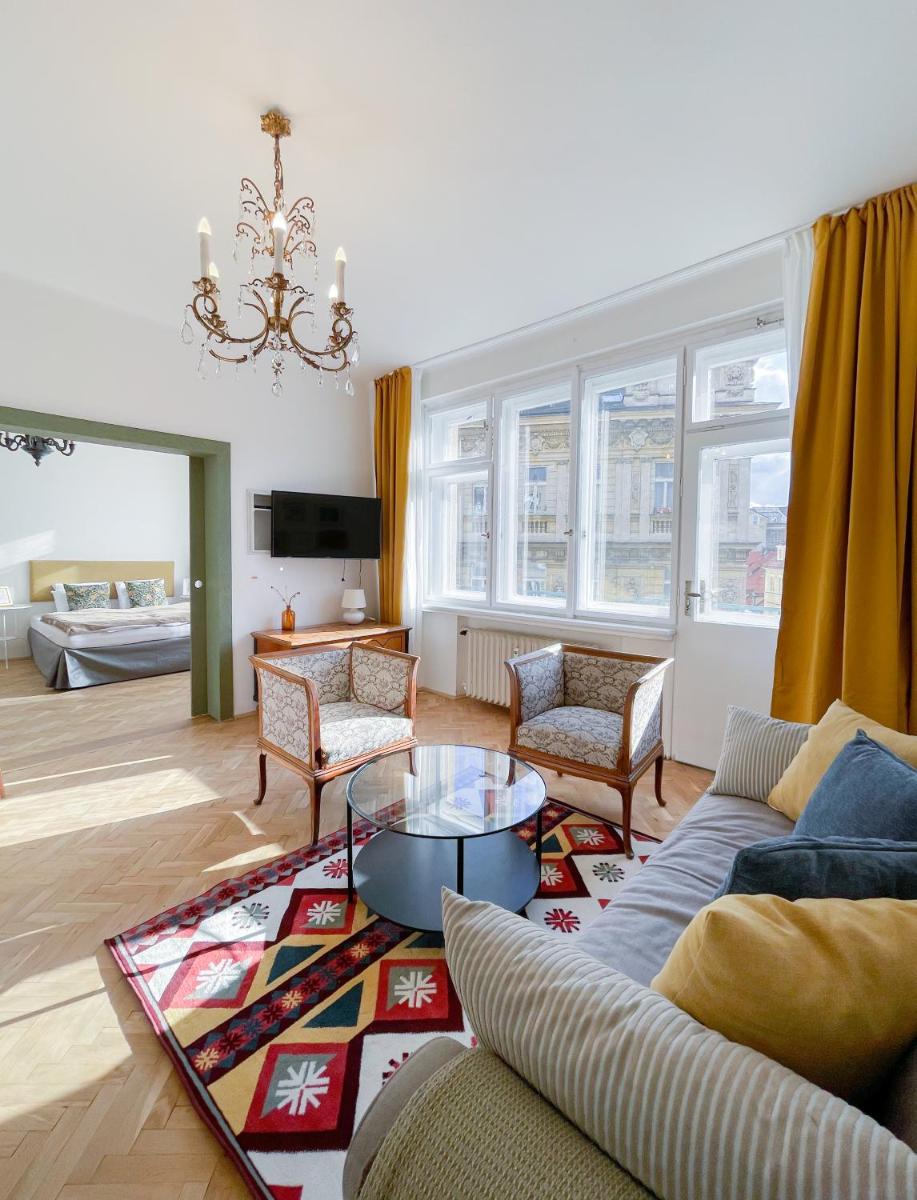 Image 5 of TurnKey I Vintage Terrace Apartment