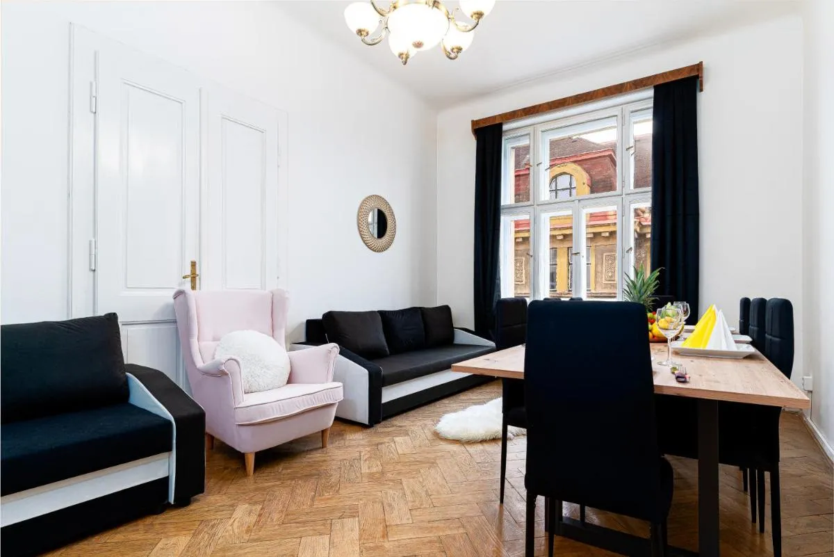 Victory Deluxe Suite - 3