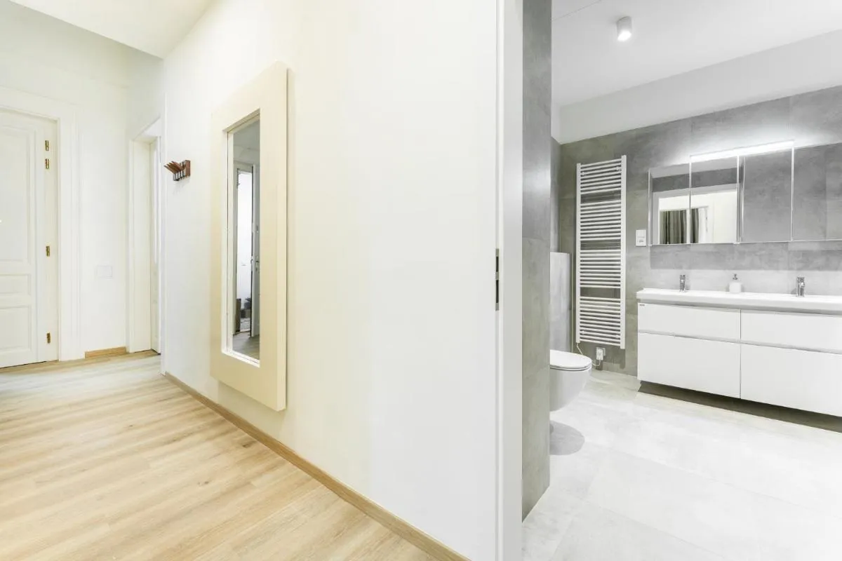 Wenceslas Square Apartments by Rentero - 3