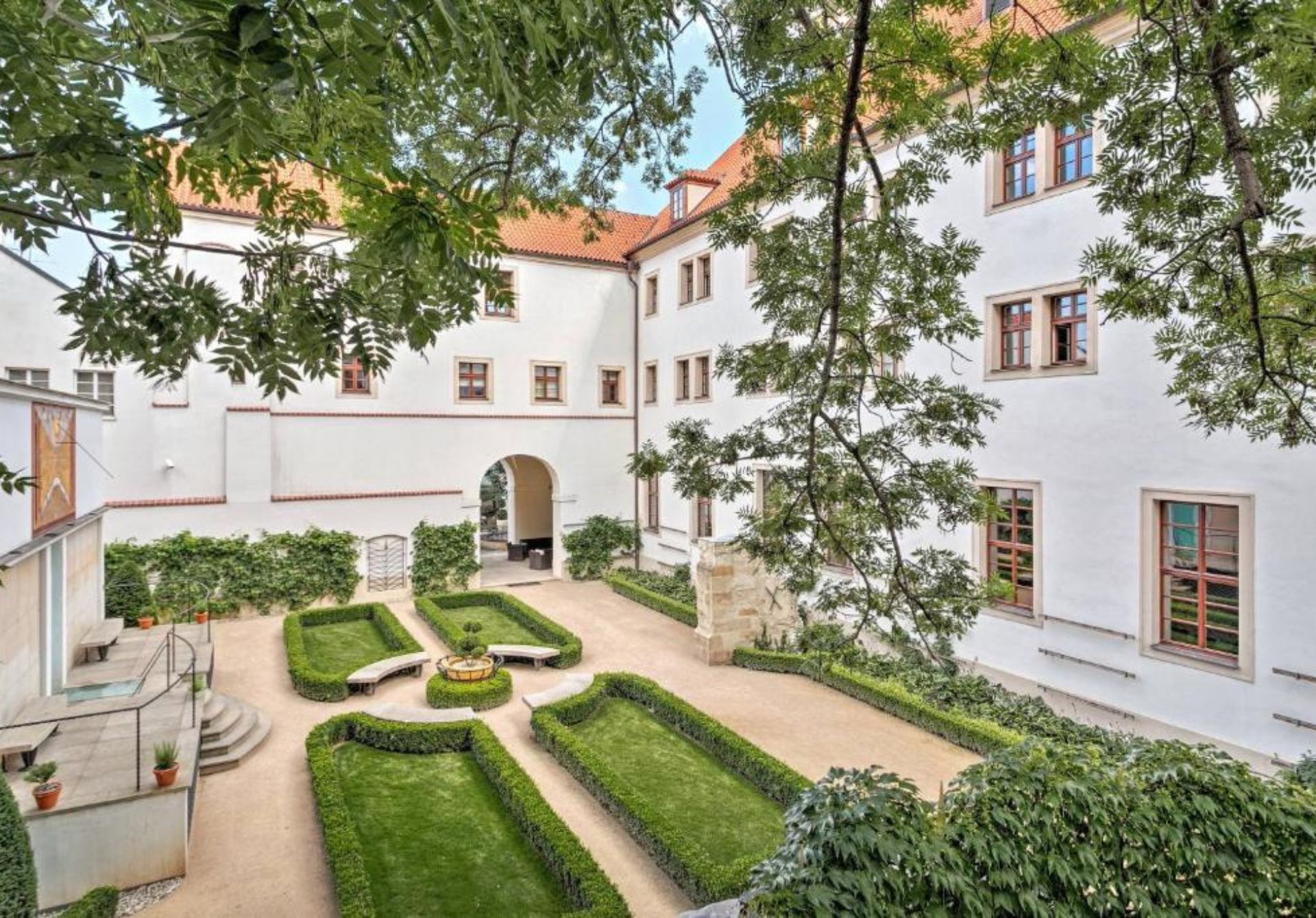 Augustine, a Luxury Collection Hotel, Prague